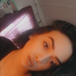 Meet your Posher, Mya